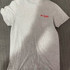 Mens gray t-shirt